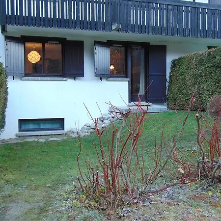 Champraz 1- Jardin Apartment *