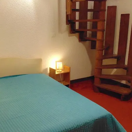 Champraz 1- Jardin Apartment